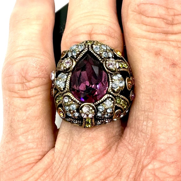 Heidi Daus Confection Statement Ring Size 7 Amethyst Swarovski Crystal Cocktail - Picture 5 of 11